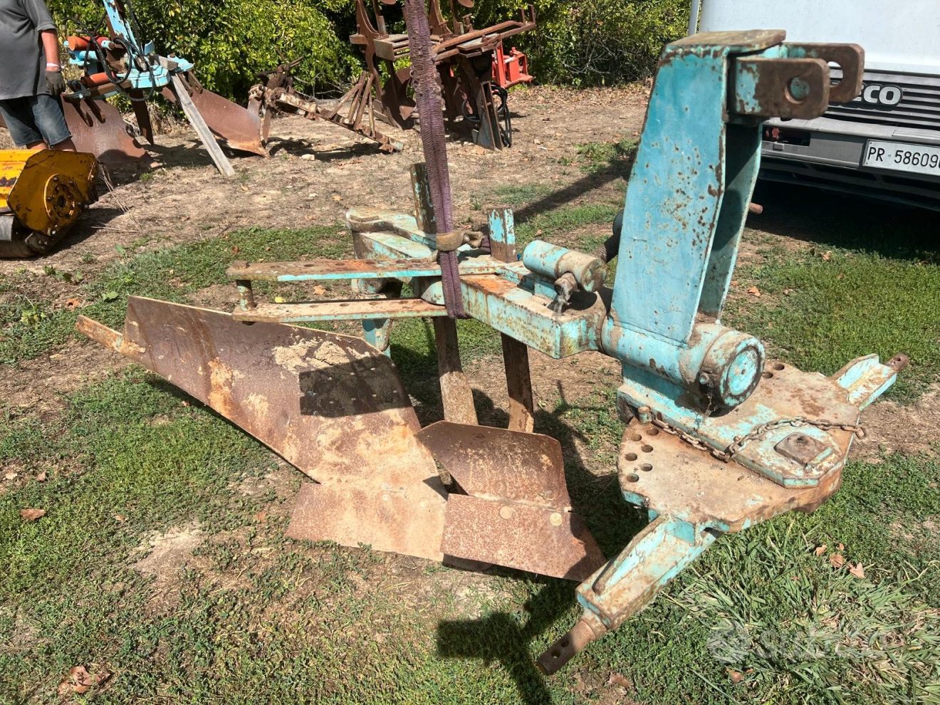 aratro bivomere per trattore 70 cv